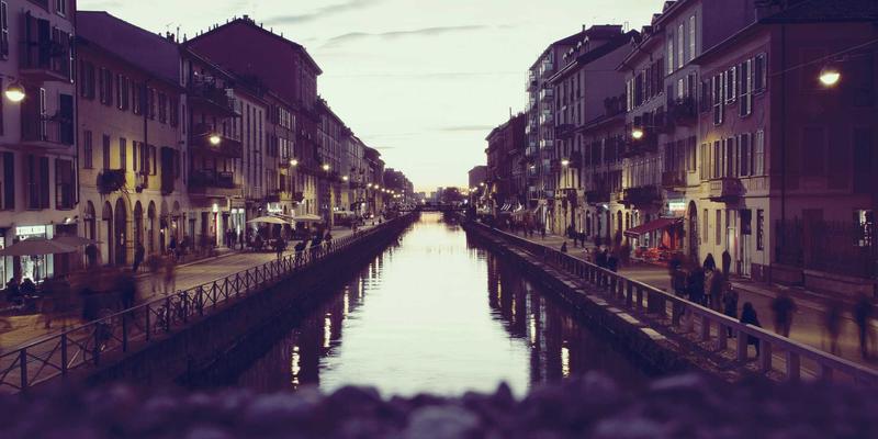 从手动配置到智能驱动:基于意图的网络(IBN)如何重塑网络自动化与服务器运维新范式